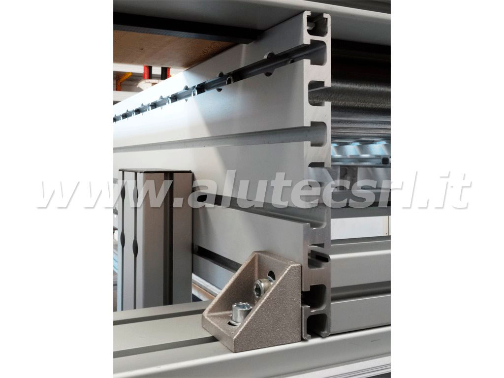 101180 - 18,5x180 / Cava 8 Standard / Cava / Profili in Alluminio / Prodotti / Alutec | Profili in alluminio, sistemi di trasporto e automazione industriale - Alutec Group 101180 - 18,5x180 / Cava 8 Standard / Cava / Profili in Alluminio / Prodotti / Alutec | Profili in alluminio, sistemi di trasporto e automazione industriale - Alutec Group